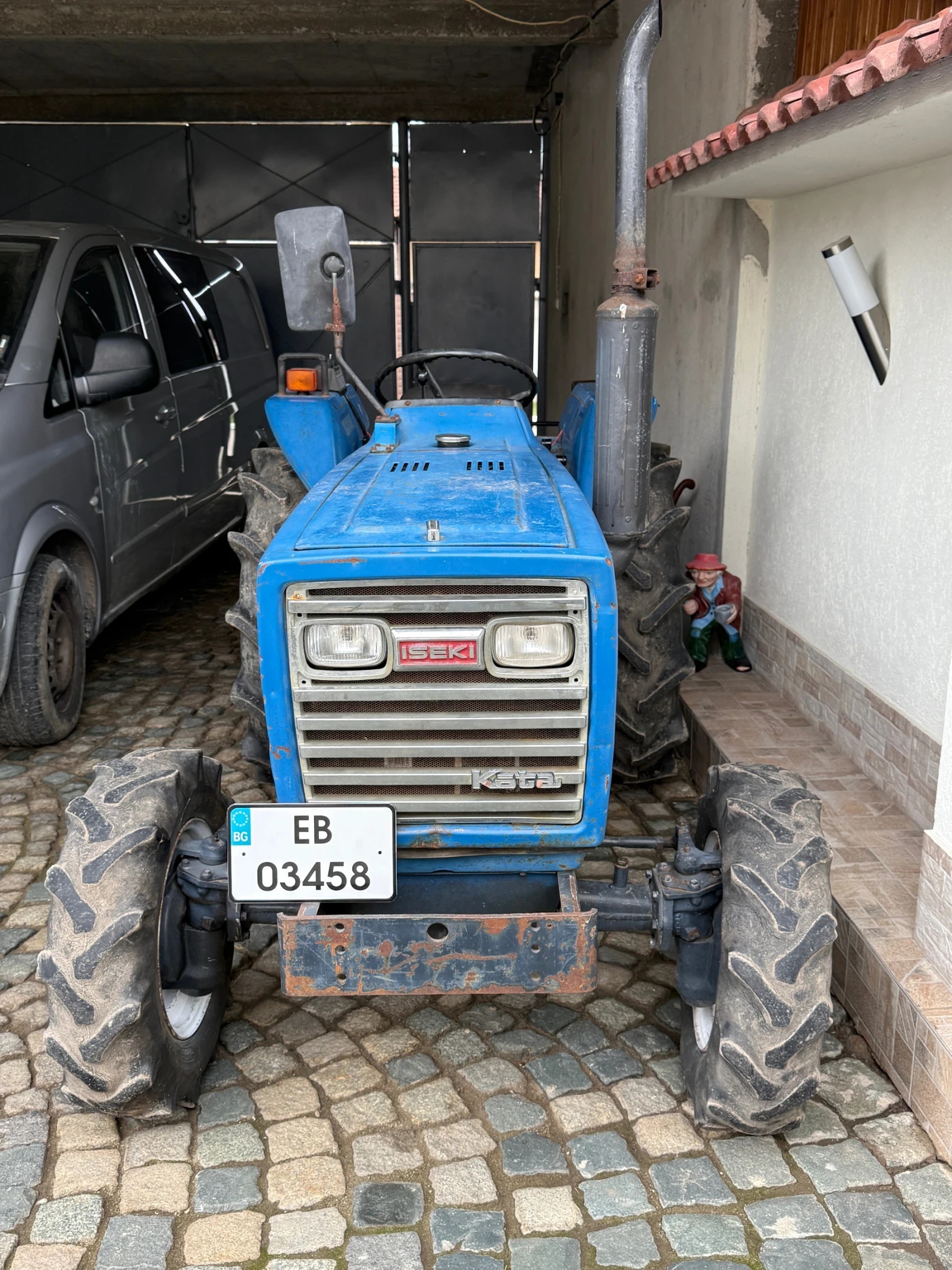 ������� ISEKI | Mobile.bg � ����������� 1