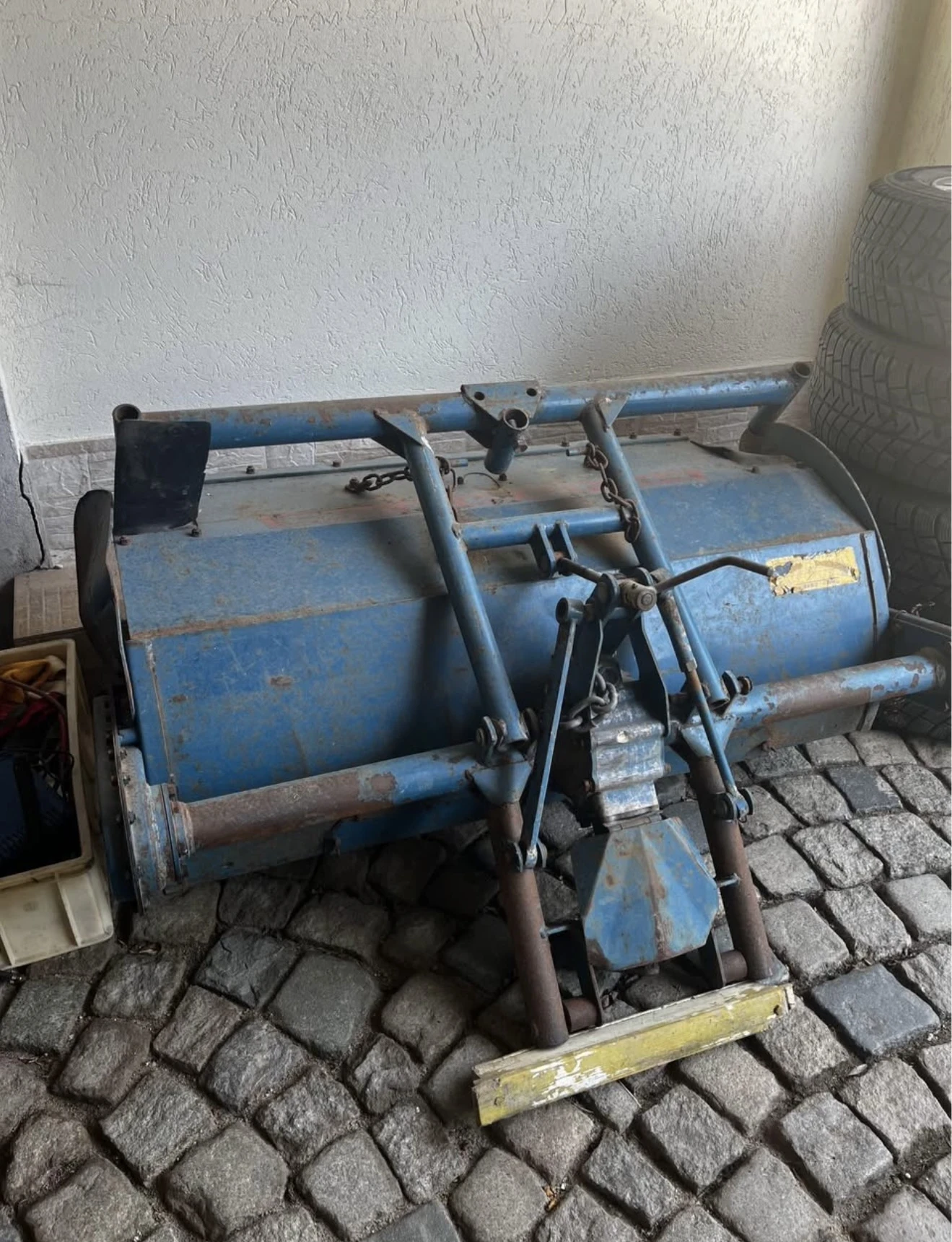 ������� ISEKI | Mobile.bg � ����������� 9