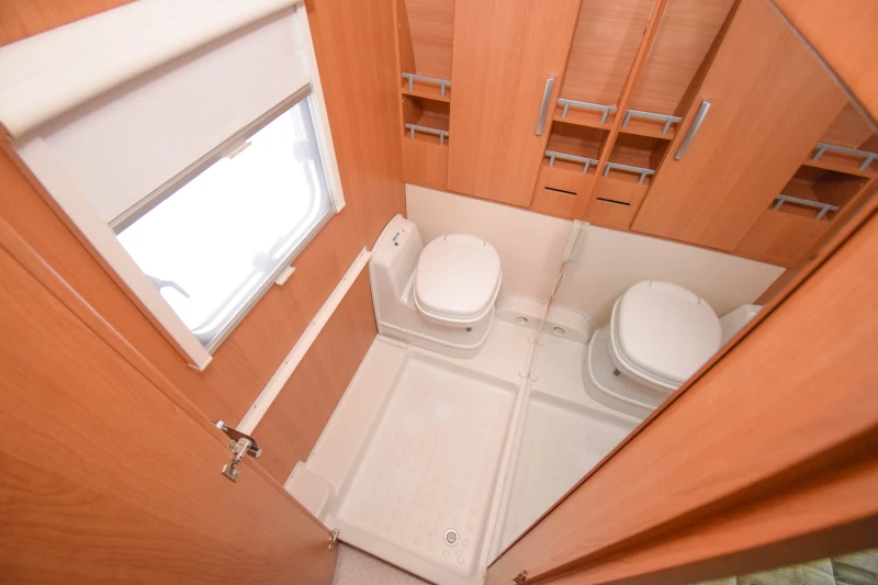 Каравана Wilk S3 450FS Birthday Edition+ Климатик/Форселт, снимка 15 - Каравани и кемпери - 52587958