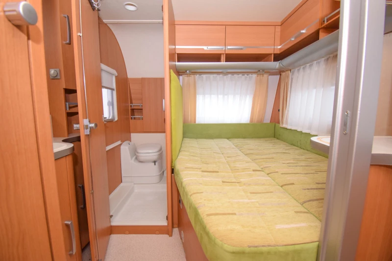 Каравана Wilk S3 450FS Birthday Edition+ Климатик/Форселт, снимка 14 - Каравани и кемпери - 52587958