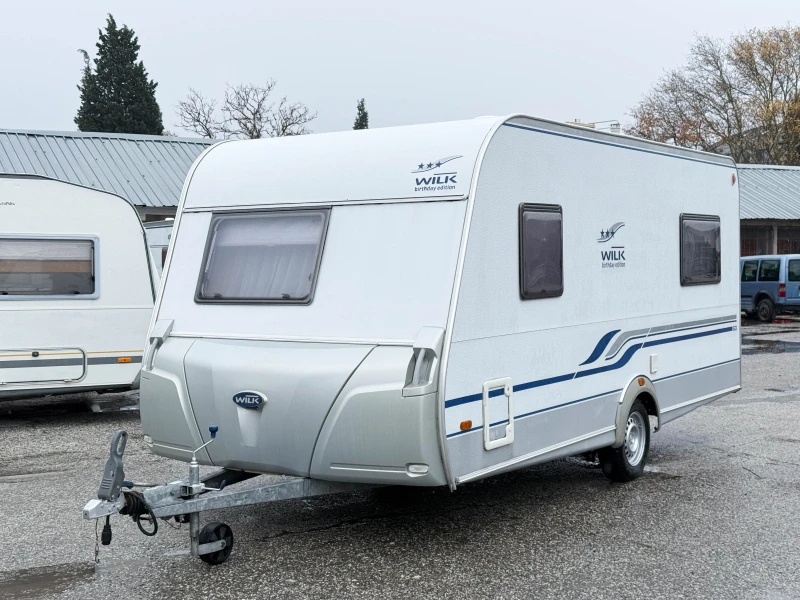 Каравана Wilk S3 450FS Birthday Edition+ Климатик/Форселт, снимка 4 - Каравани и кемпери - 52587958