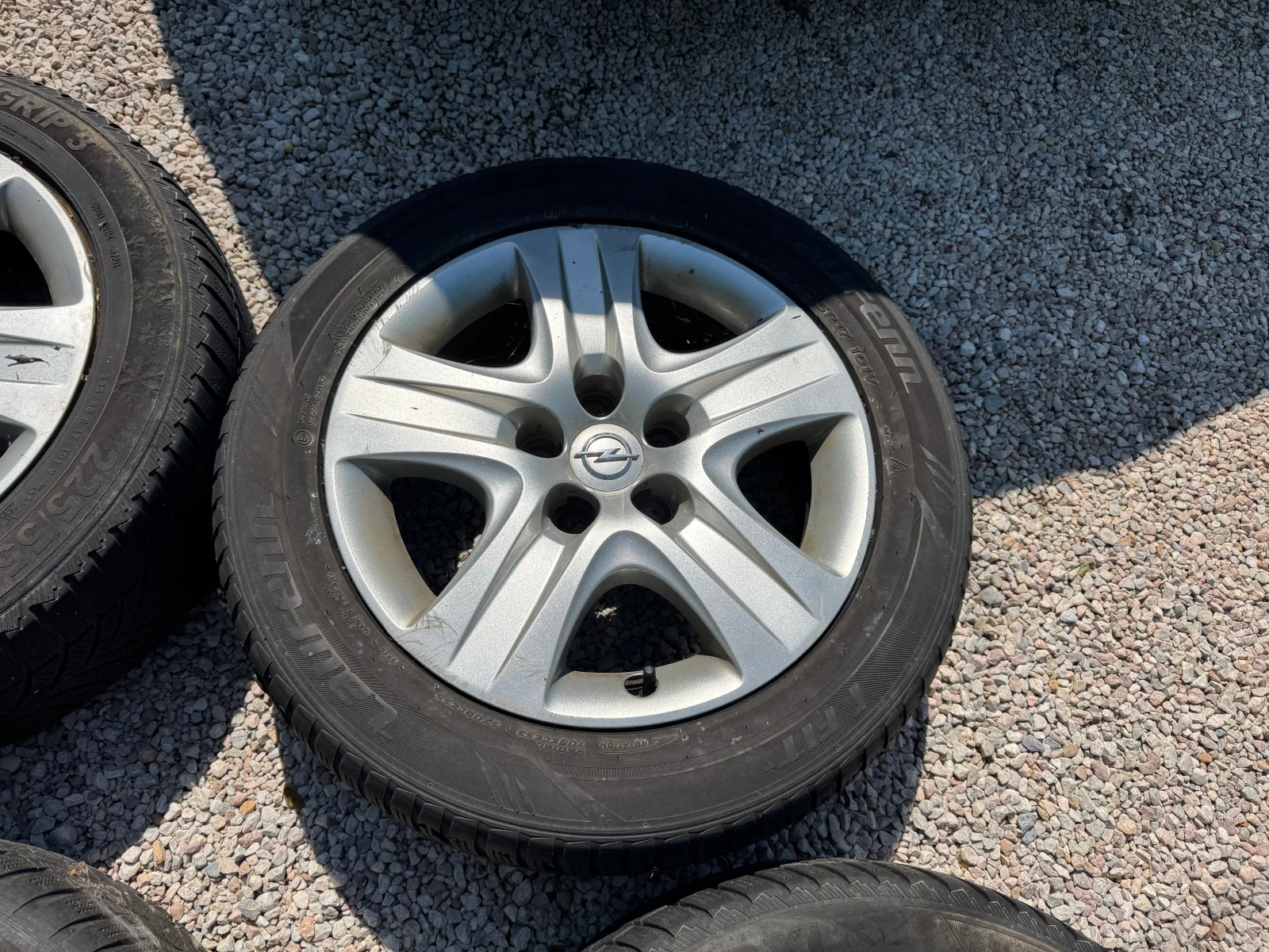 ���� � ������ 225/55R17 �� Opel | Mobile.bg � ����������� 4
