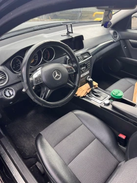 Mercedes-Benz C 220, снимка 4
