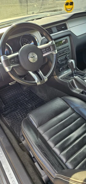 Ford Mustang 3, 7 V6 Premium, снимка 11