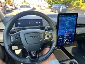 Ford Mustang Mach-E Premium Extended AWD/ 360 Камери/ Зарядна станция, снимка 12