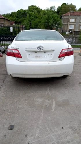 Toyota Camry 2.4i | Mobile.bg    2