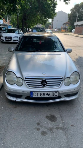 Обява за продажба на Mercedes-Benz C 200 компресор AMG пакет, На части ~1 400 лв. - изображение 1
