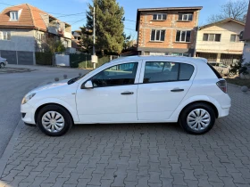 Opel Astra 2010г., снимка 7 - Автомобили и джипове - 53650749