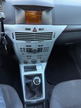 Opel Astra 2010г., снимка 15 - Автомобили и джипове - 53650749