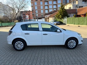 Opel Astra 2010г., снимка 3 - Автомобили и джипове - 53650749