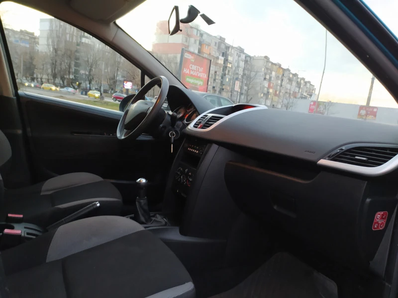 Peugeot 207 1.4  73 к.с. KLIMA, снимка 11 - Автомобили и джипове - 36613691