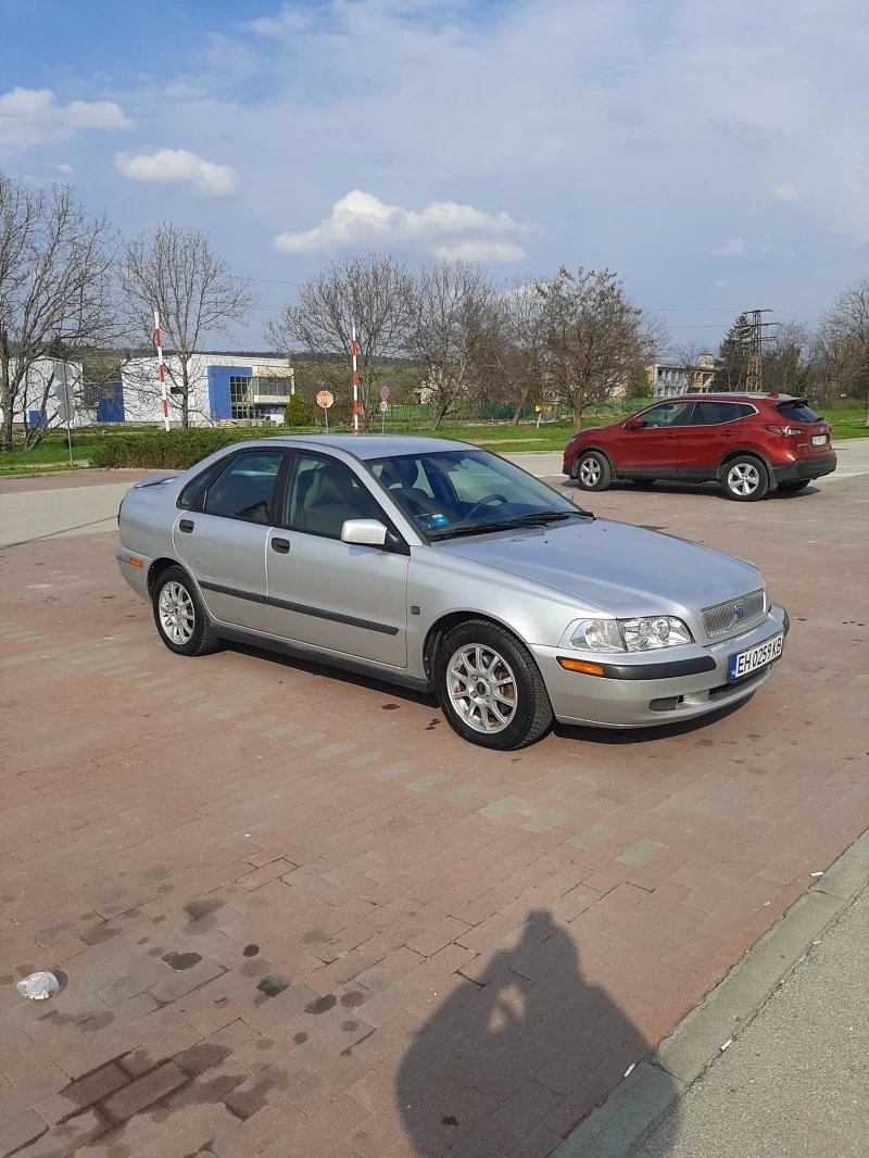 Volvo S40, снимка 4 - Автомобили и джипове - 47623825