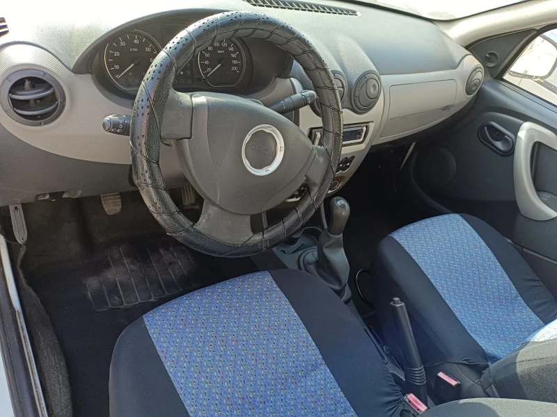 Dacia Sandero, снимка 4 - Автомобили и джипове - 47232064