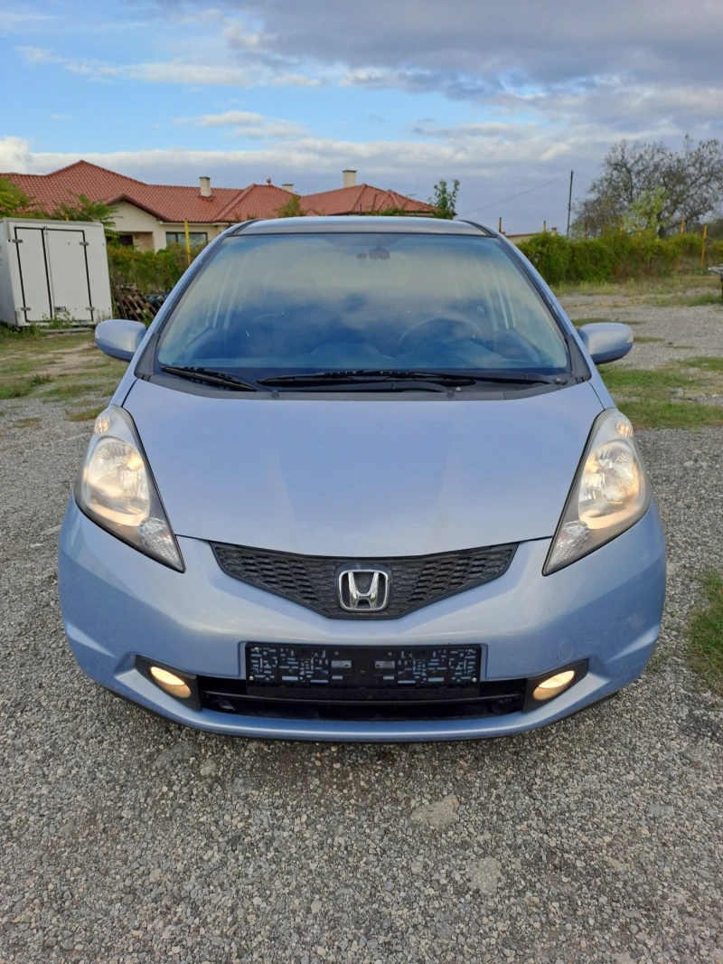 Honda Jazz 1.4i 100к.с Exclusive , снимка 1 - Автомобили и джипове - 47299455