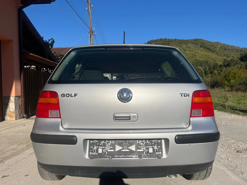 VW Golf 1.9TDI 101kc, снимка 5 - Автомобили и джипове - 47639930