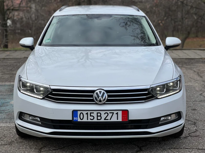 VW Passat Vw passat 2.0* DISTRONIK* LED* ПОДГРЕВ, снимка 2 - Автомобили и джипове - 48356720