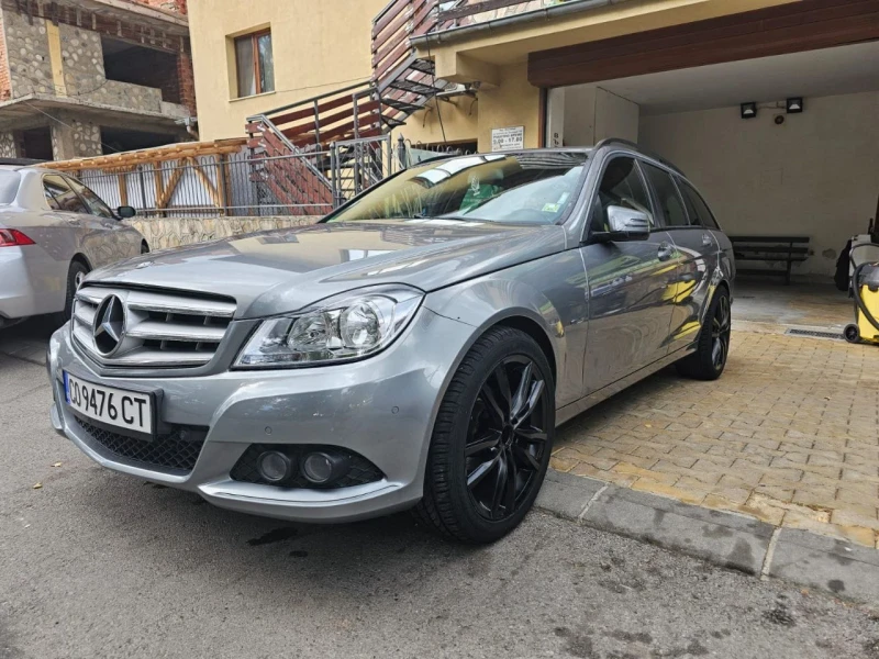 Mercedes-Benz C 180, снимка 6 - Автомобили и джипове - 48409904