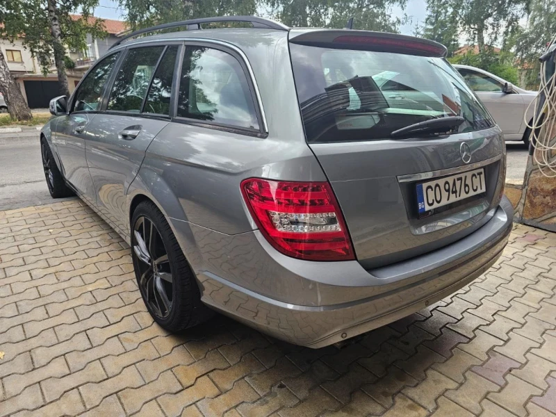 Mercedes-Benz C 180, снимка 4 - Автомобили и джипове - 48409904