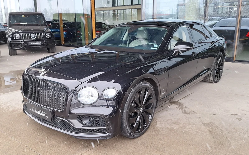 Bentley Flying Spur V8, снимка 2 - Автомобили и джипове - 48629885