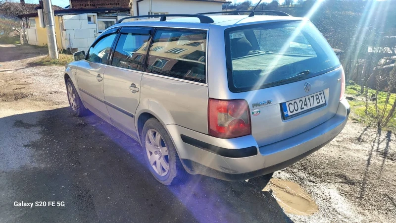 VW Passat, снимка 1 - Автомобили и джипове - 49025809