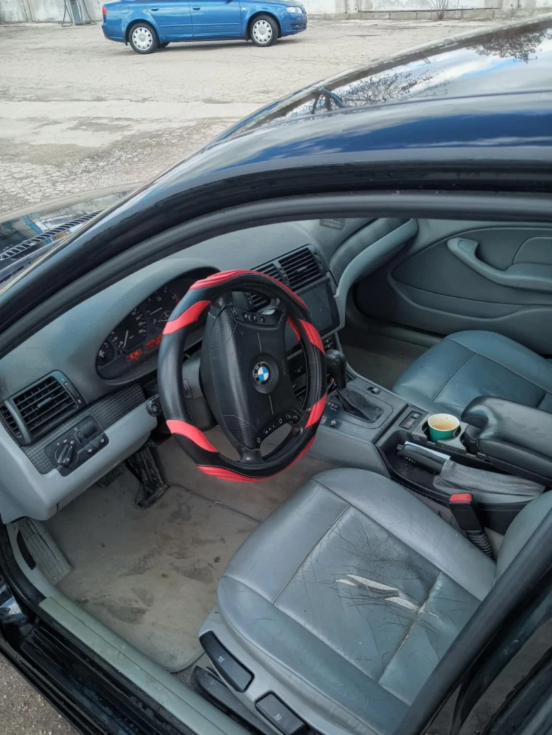 BMW 320, снимка 6 - Автомобили и джипове - 49522915