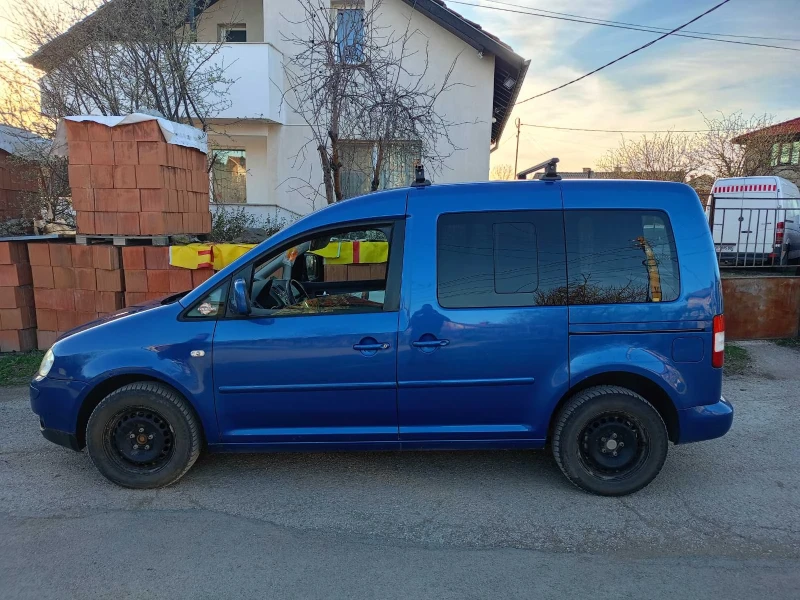 VW Caddy, снимка 6 - Автомобили и джипове - 49589429