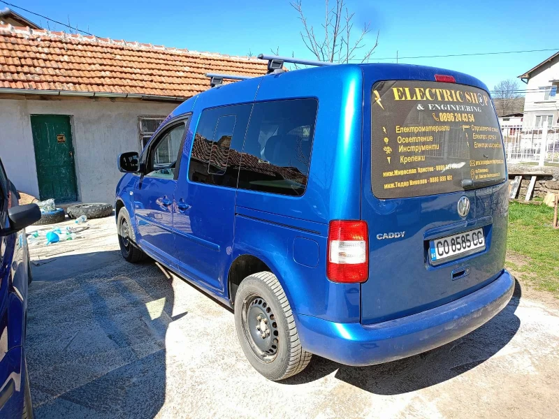 VW Caddy, снимка 2 - Автомобили и джипове - 49589429