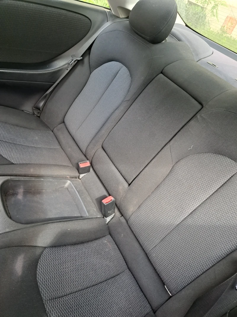 Mercedes-Benz CLK 320, снимка 14 - Автомобили и джипове - 52327236