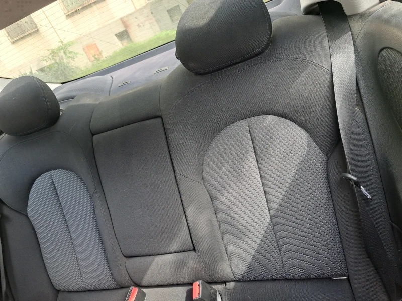 Mercedes-Benz CLK 320, снимка 15 - Автомобили и джипове - 52327236