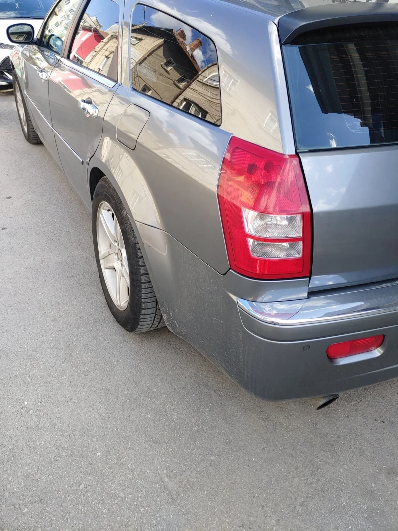 Chrysler 300c, снимка 2 - Автомобили и джипове - 52671334