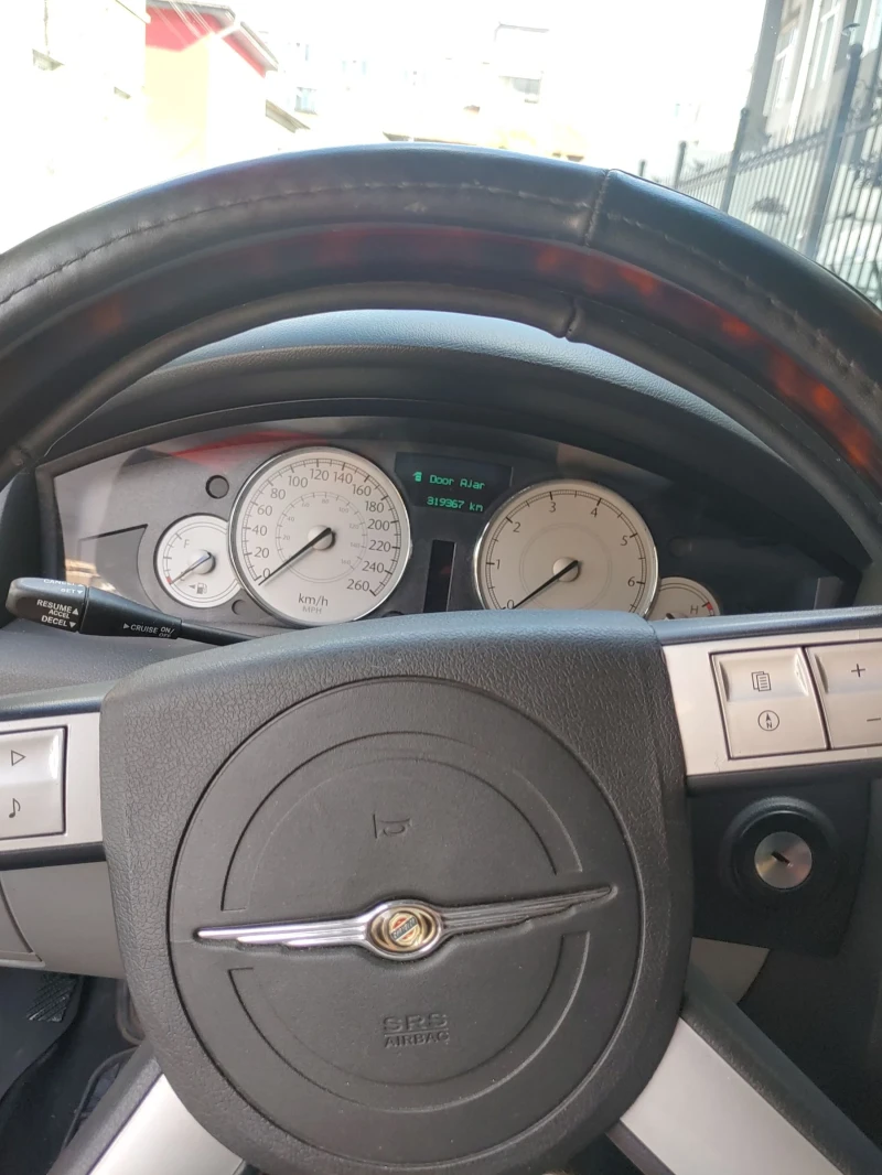 Chrysler 300c, снимка 4 - Автомобили и джипове - 52671334