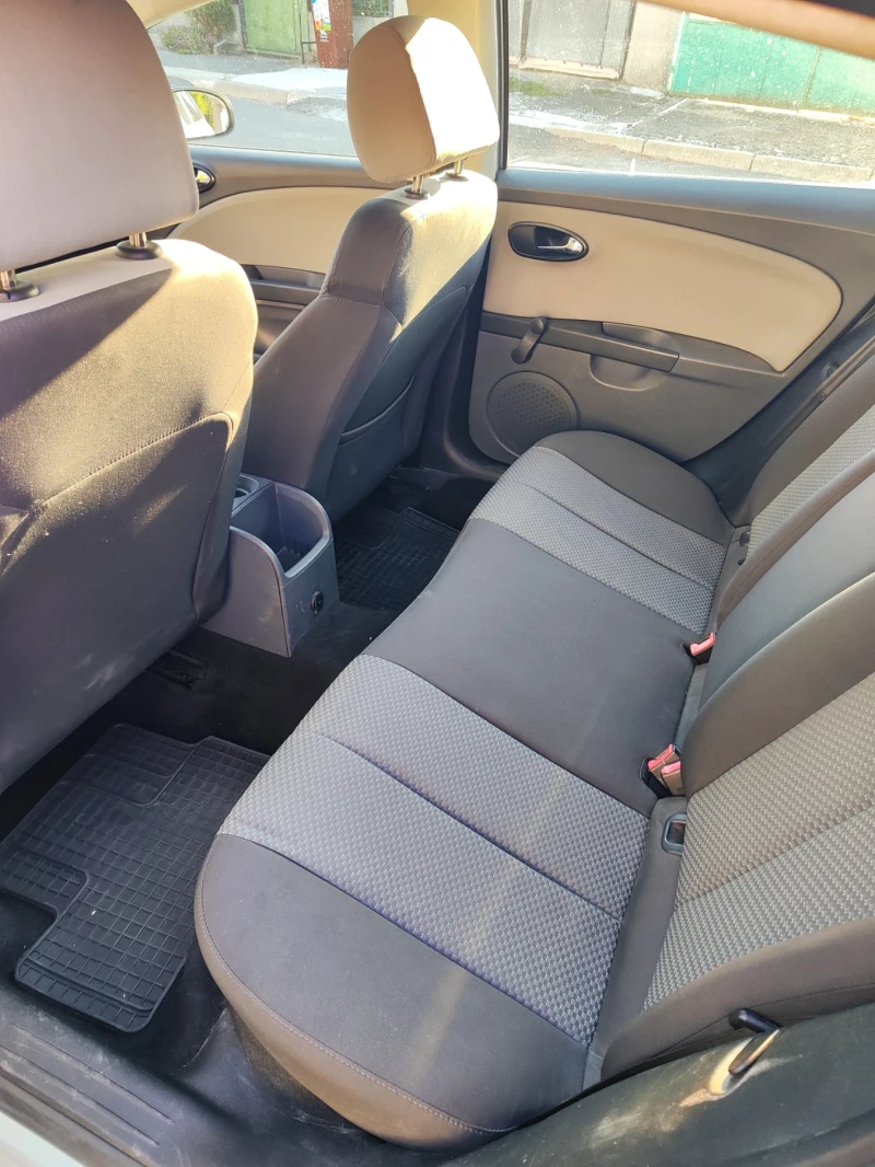 Seat Leon, снимка 5 - Автомобили и джипове - 51321167