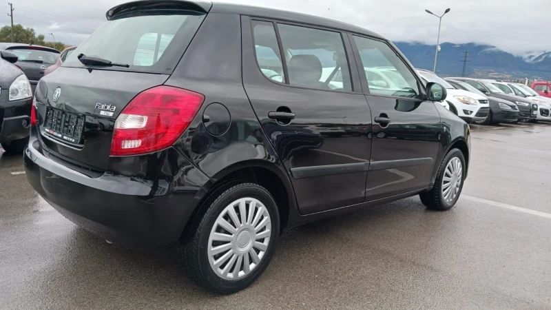 Skoda Fabia 1.2 TSI 4 цилиндъра, снимка 4 - Автомобили и джипове - 51938769