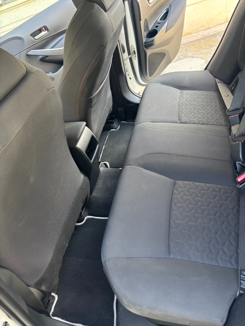 Toyota Corolla 1.8 Executive , снимка 17 - Автомобили и джипове - 52606896