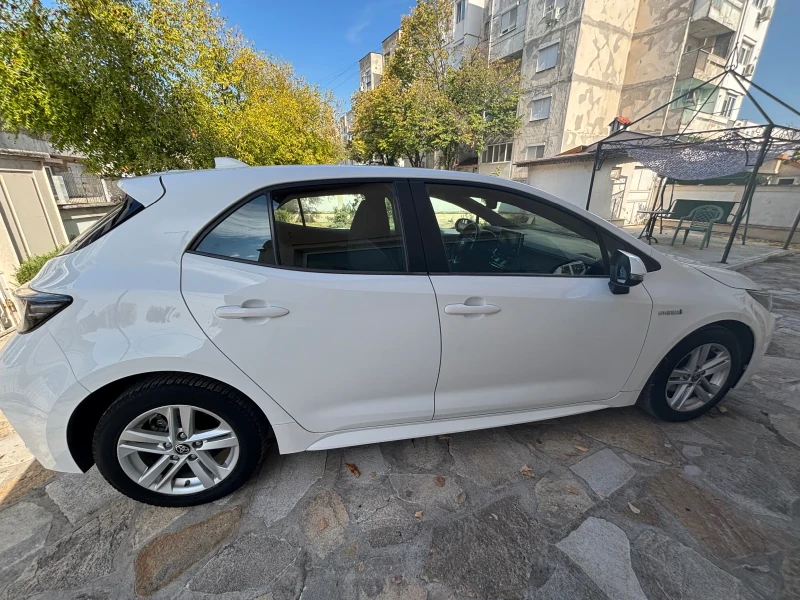 Toyota Corolla 1.8 Executive , снимка 2 - Автомобили и джипове - 52606896