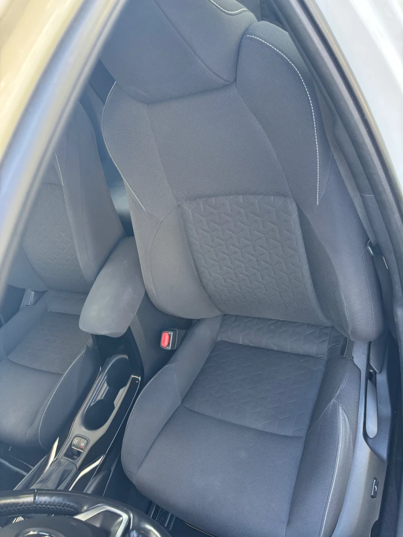 Toyota Corolla 1.8 Executive , снимка 5 - Автомобили и джипове - 52606896