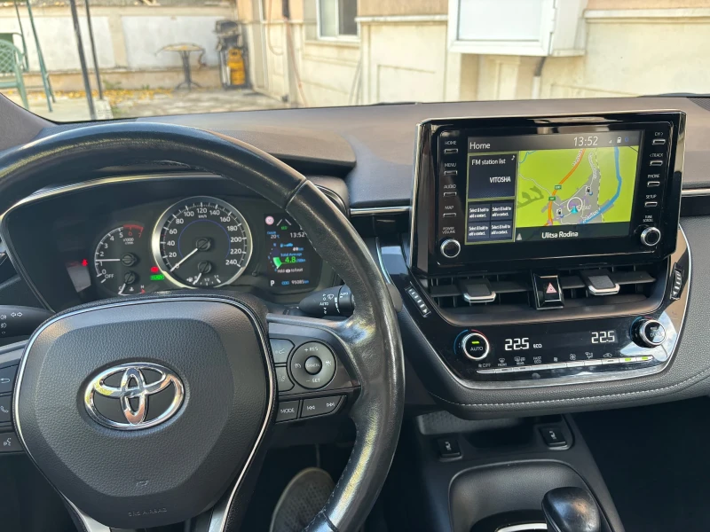 Toyota Corolla 1.8 Executive , снимка 4 - Автомобили и джипове - 52606896