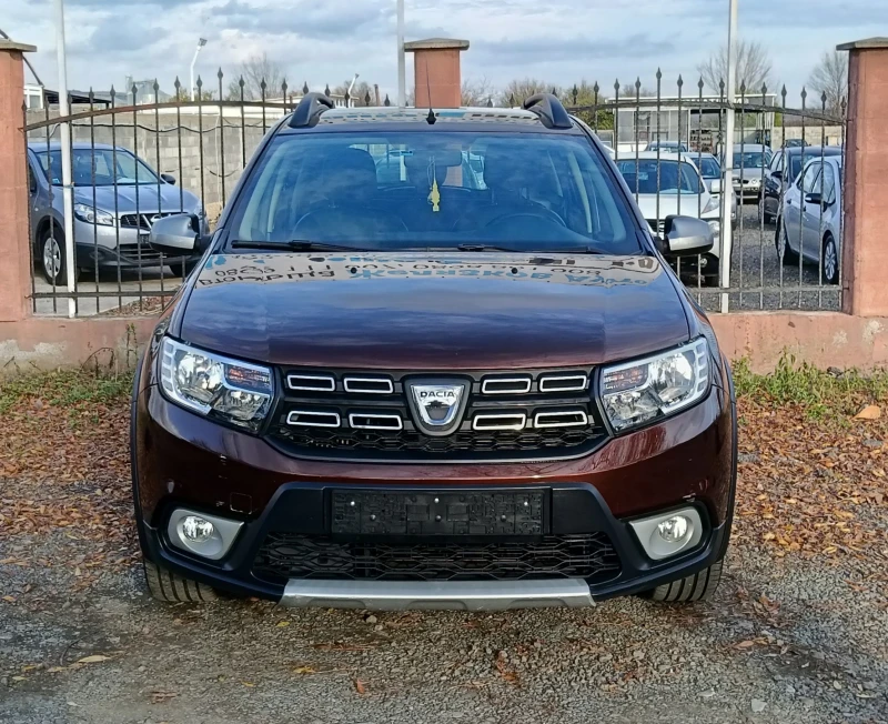 Dacia Sandero STEPWAY FULL, снимка 2 - Автомобили и джипове - 52481326