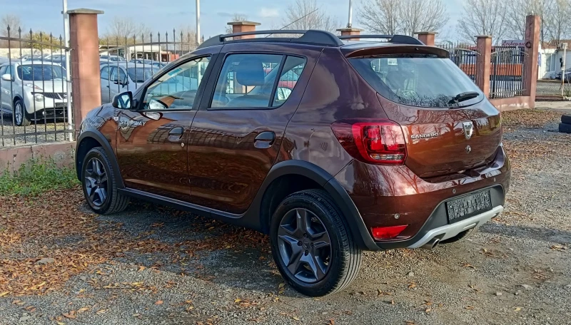 Dacia Sandero STEPWAY FULL, снимка 6 - Автомобили и джипове - 52481326