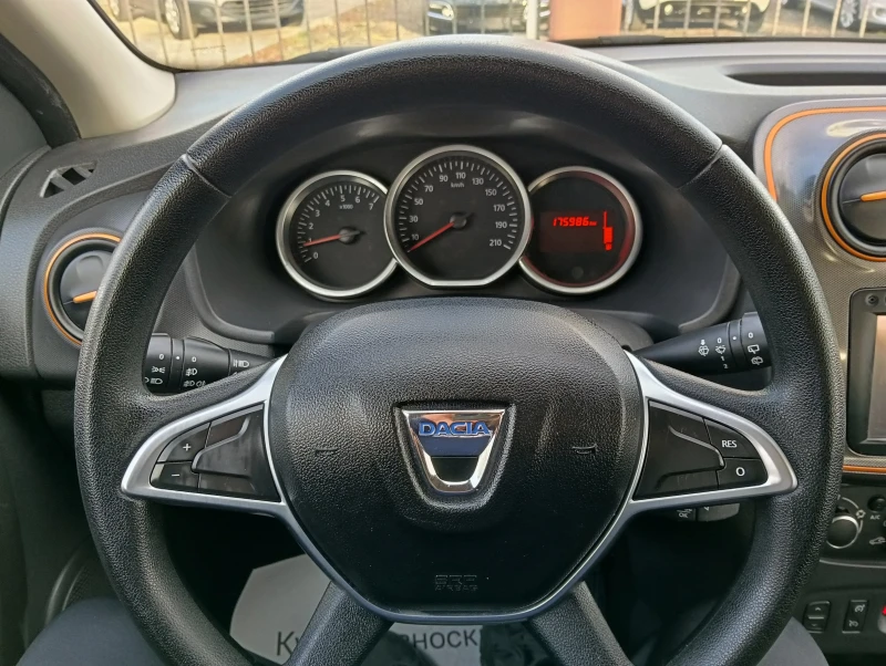 Dacia Sandero STEPWAY FULL, снимка 12 - Автомобили и джипове - 52481326