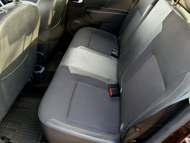 Dacia Sandero STEPWAY FULL, снимка 7 - Автомобили и джипове - 52481326