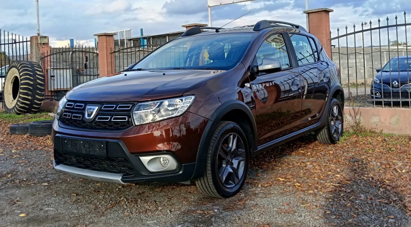 Dacia Sandero STEPWAY FULL, снимка 3 - Автомобили и джипове - 52481326