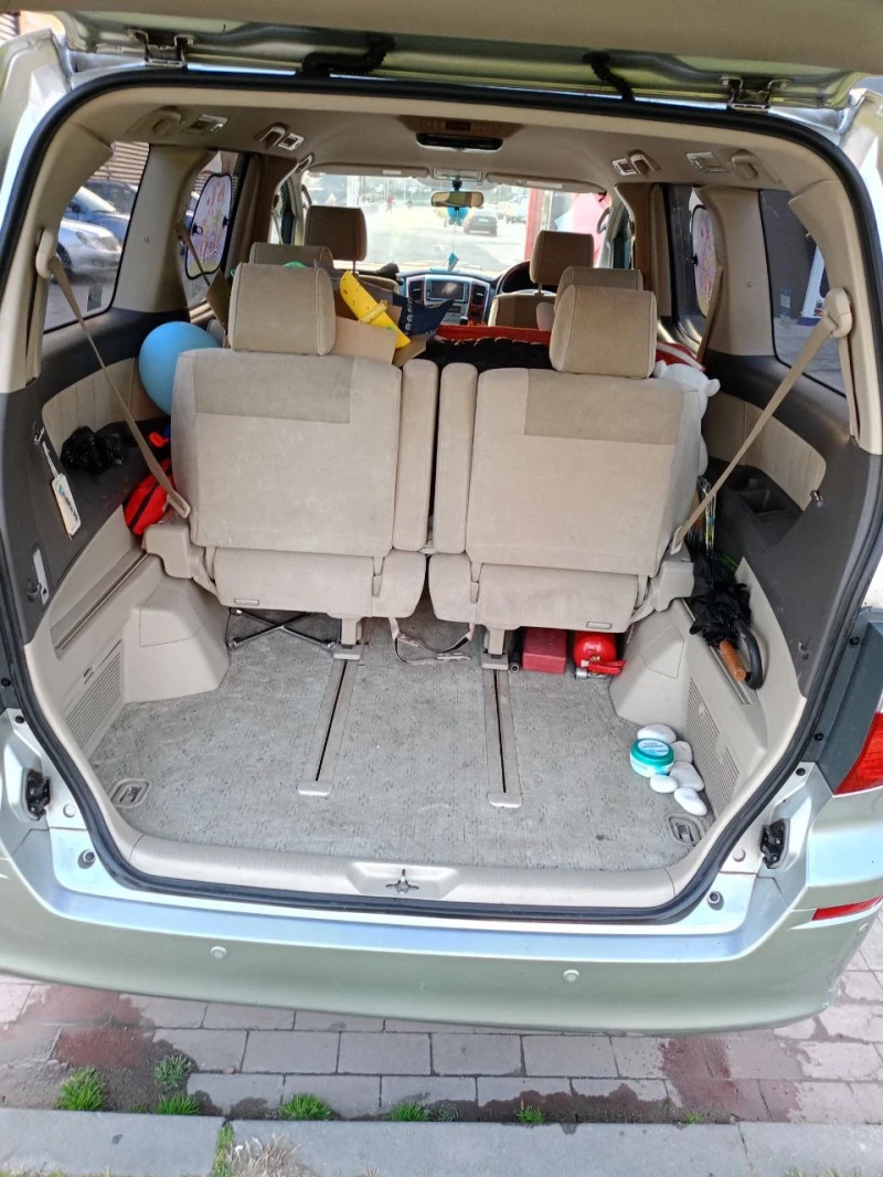 Toyota Alphard 2.4 VVTI, снимка 5 - Автомобили и джипове - 53194413