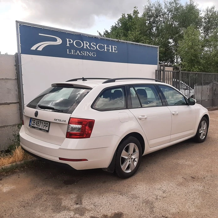 Skoda Octavia 1.6 TDI, снимка 3 - Автомобили и джипове - 49455036