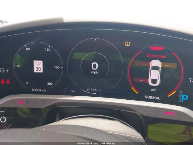 Porsche Taycan 4S | ПАНОРАМА | AWD | ОБДУХВАНЕ | DISTRONIC, снимка 7 - Автомобили и джипове - 55262326