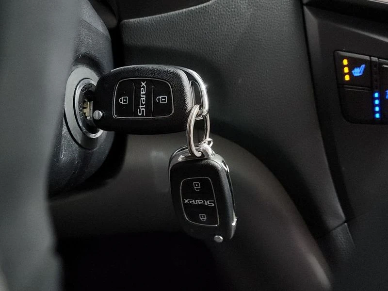 Hyundai Starex * 12МЕСТЕН* ЦЕНАДОБГ!, снимка 17 - Автомобили и джипове - 55776874