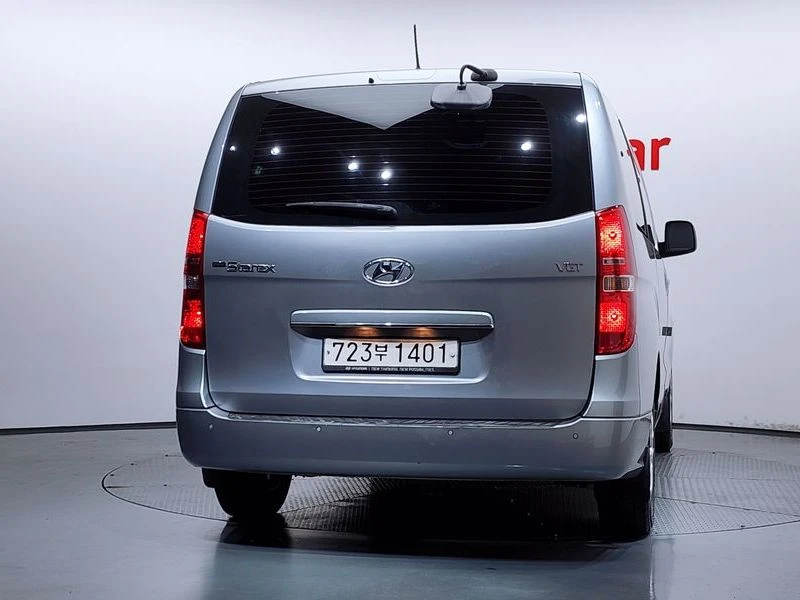 Hyundai Starex * 12МЕСТЕН* ЦЕНАДОБГ!, снимка 4 - Автомобили и джипове - 55776874