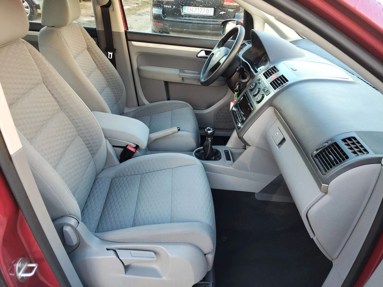 VW Touran 1.9 TDI TRENDLINE GERMANY , снимка 9 - Автомобили и джипове - 36613691