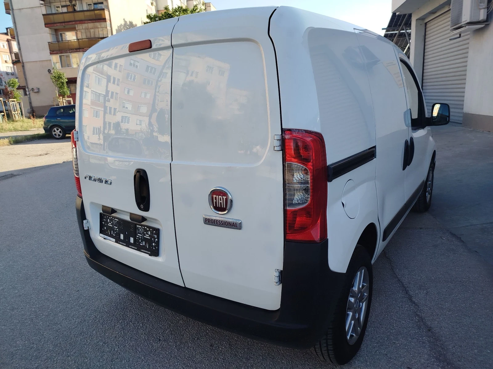 Fiat Fiorino 1.4 PROFESSIONAL EURO 6B, снимка 9 - Автомобили и джипове - 36613691
