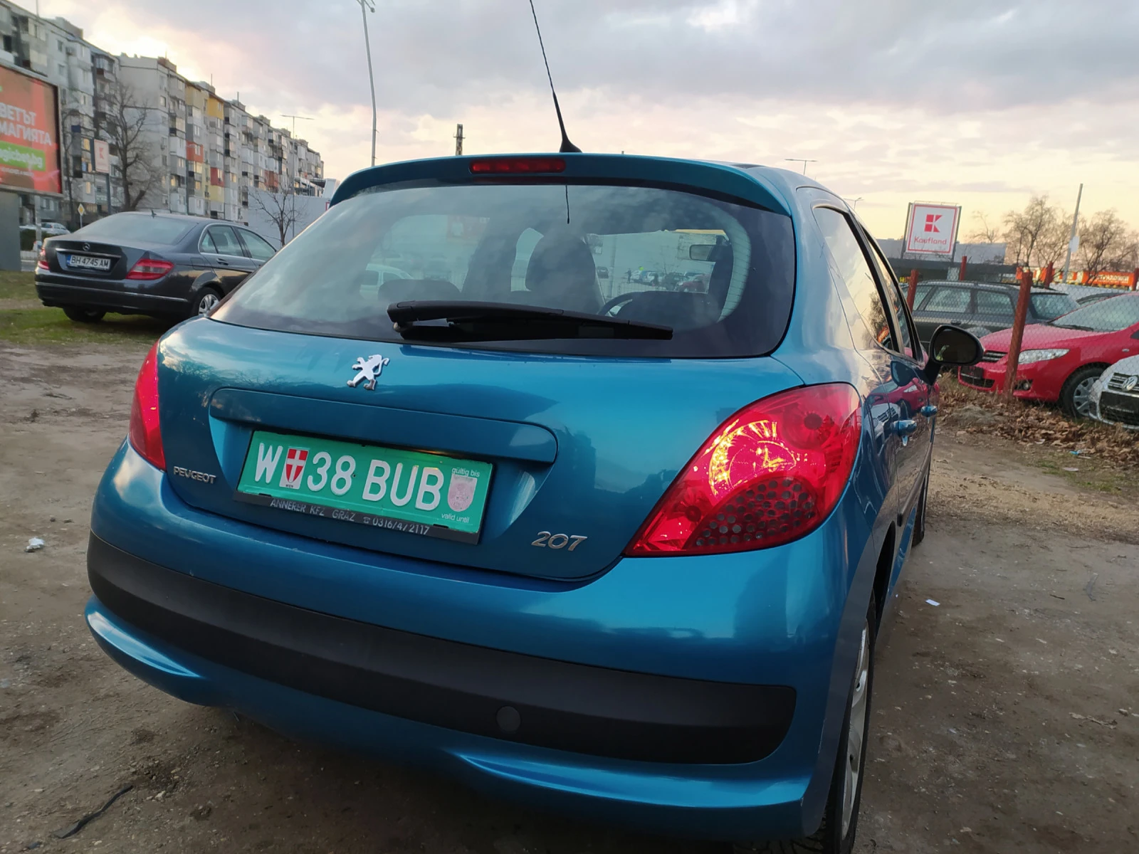 Peugeot 207 1.4  73 к.с. KLIMA - изображение 7